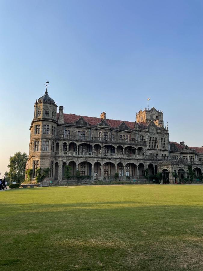 Mountain Zest-Simla Royale Near Mall Road-Free Pickup From Railway Station Simla 外观 照片