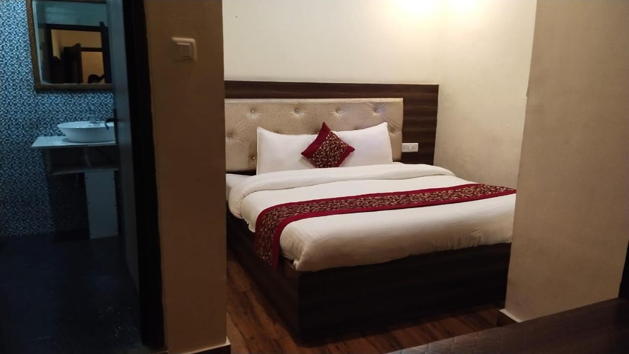Mountain Zest-Simla Royale Near Mall Road-Free Pickup From Railway Station Simla 外观 照片